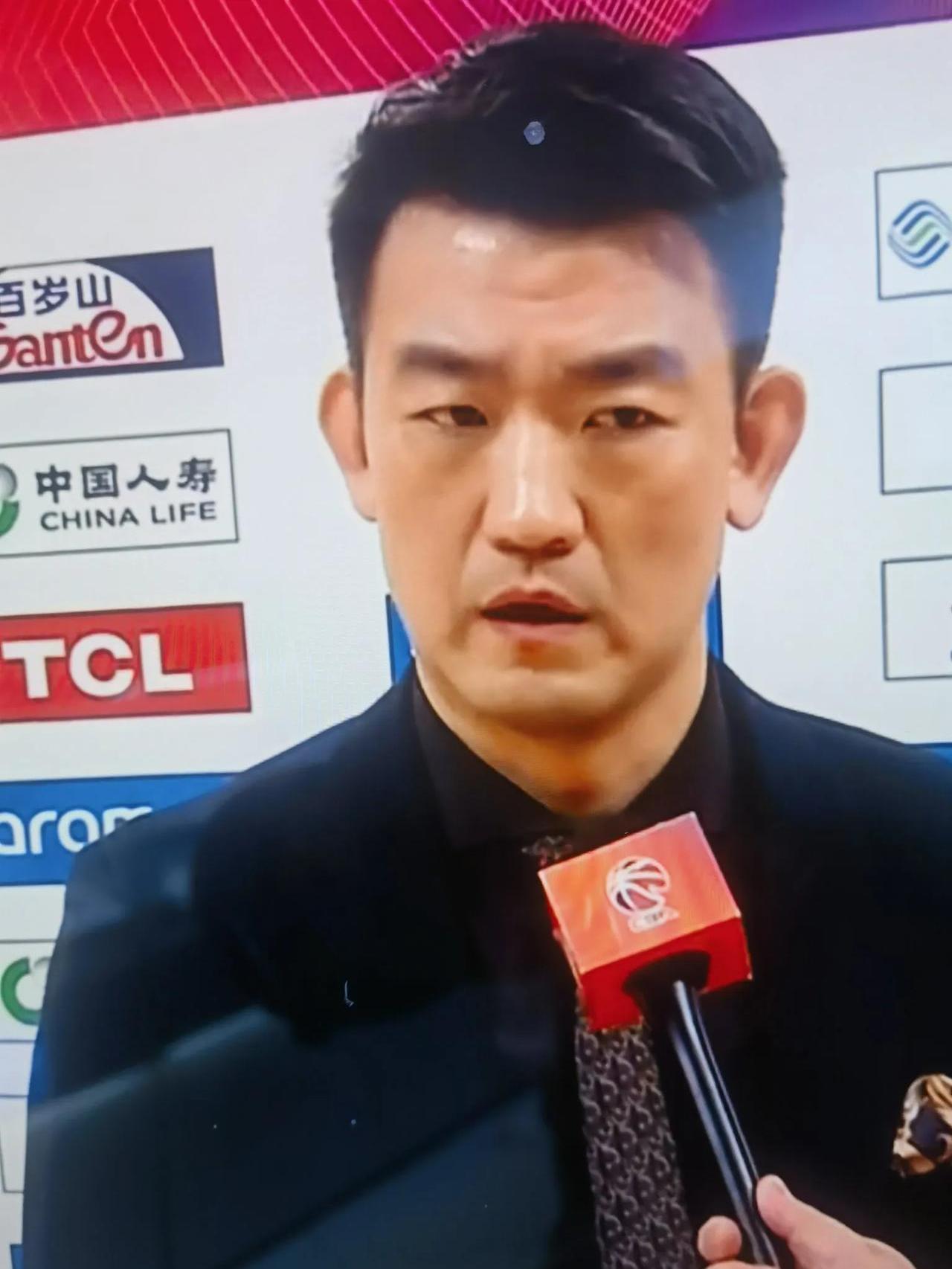 浙江队爆发神级表现，CBA季后赛被彻底压制，救主的简单介绍