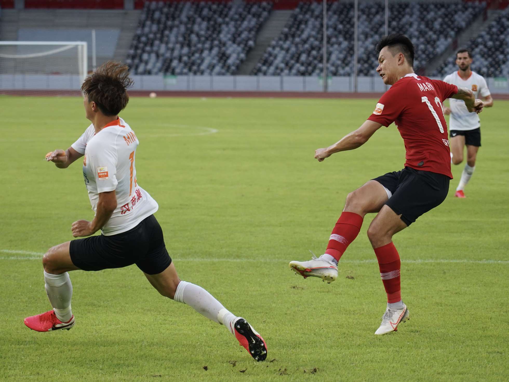 包含深圳佳兆业战胜武汉卓尔,重新站上胜利之巅的词条 包含深圳佳兆业战胜武汉卓尔,重新站上胜利之巅的词条