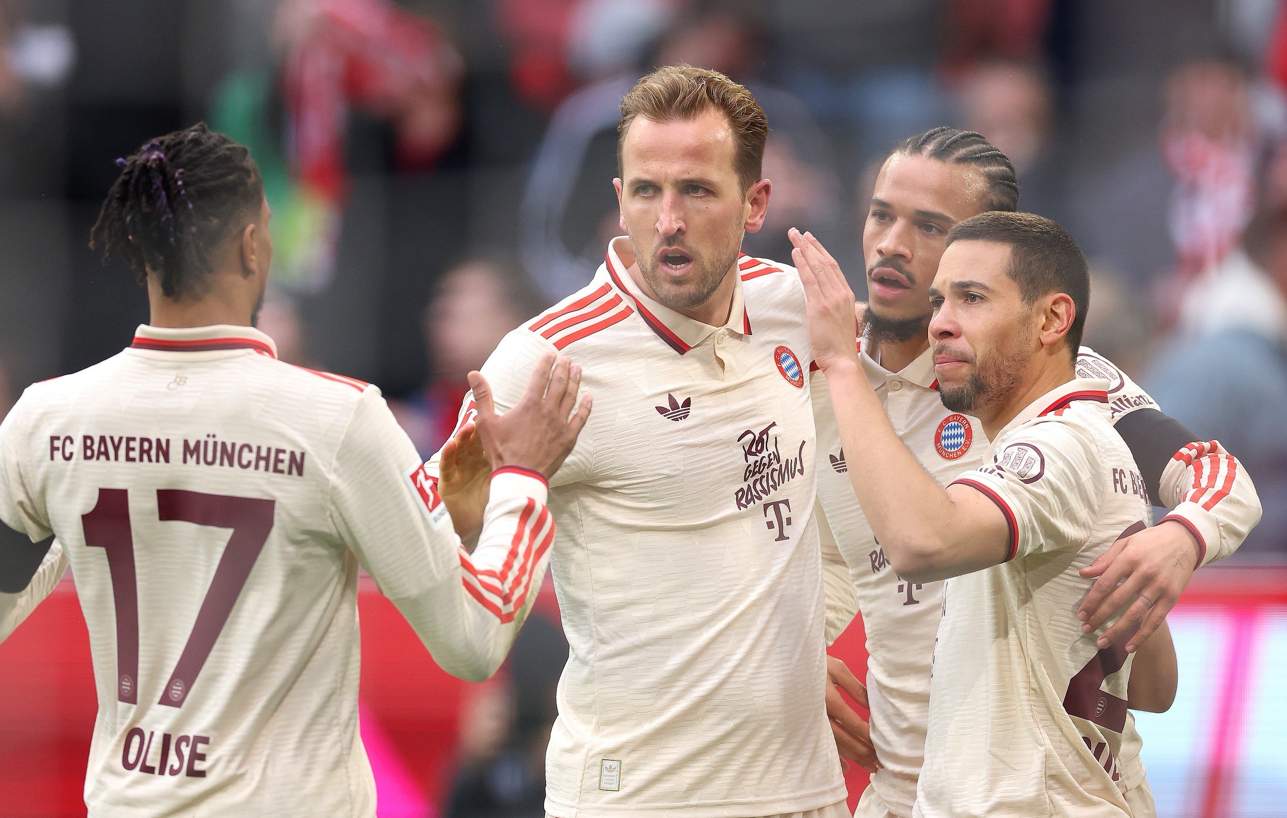 沙尔克队大胜升级班底拜仁慕尼黑队的简单介绍