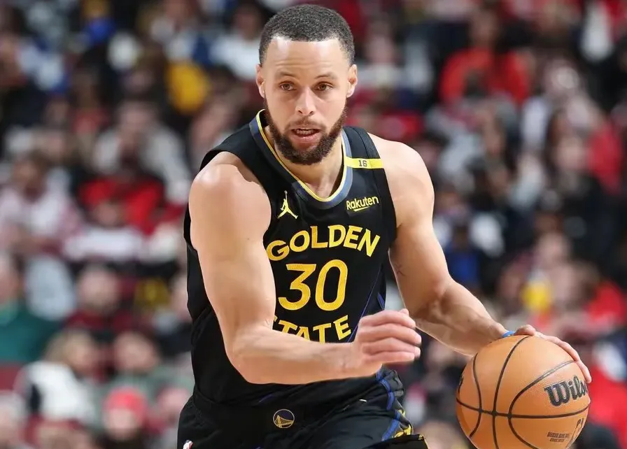 爱游戏官网app-热火客场逆转掘金，勒布朗分屡建功助球队获胜的简单介绍