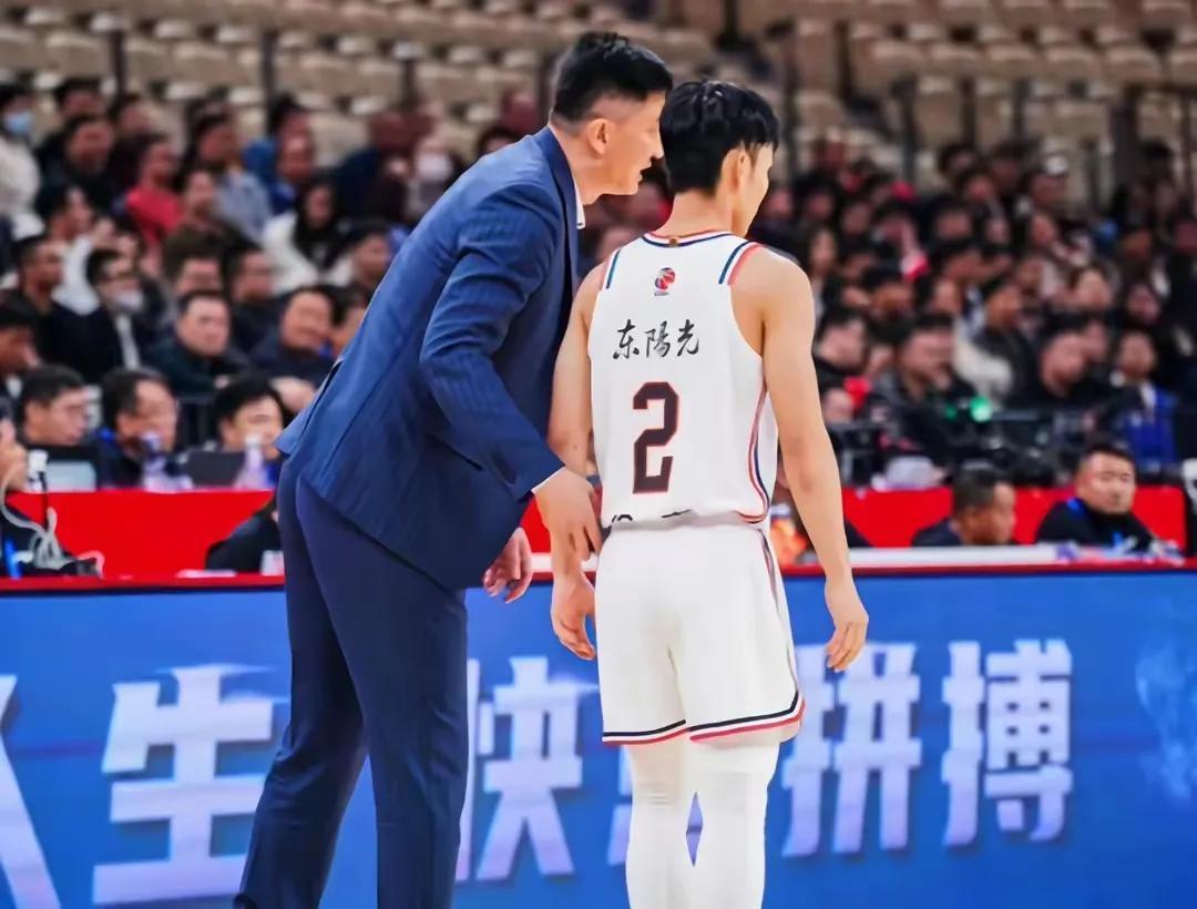 包含广东华南虎火力全开，大胜河南队的词条