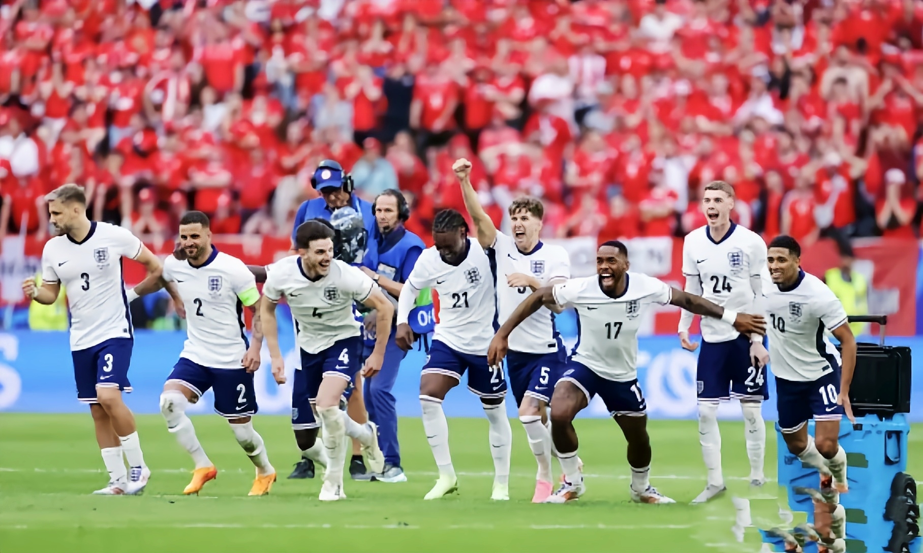 爱游戏投注-英格兰队球员意外受伤，将缺席与荷兰队的比赛的简单介绍