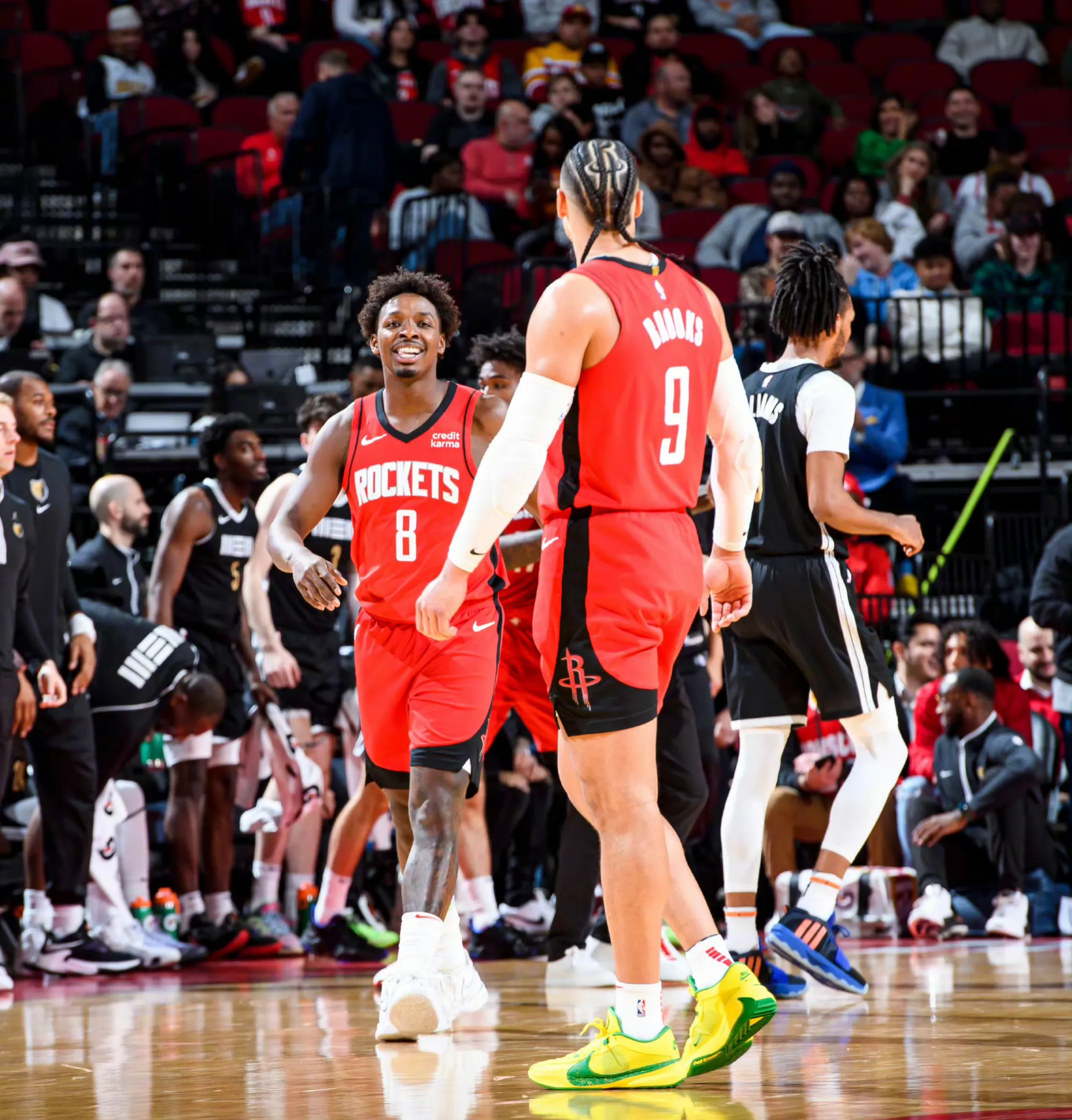 爱游戏官网登录网址-包含火箭客场惨败开拓者，球队危机再度上升的词条