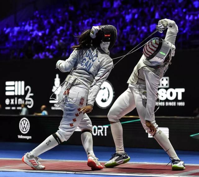加拿大击败澳大利亚获得击剑胜利