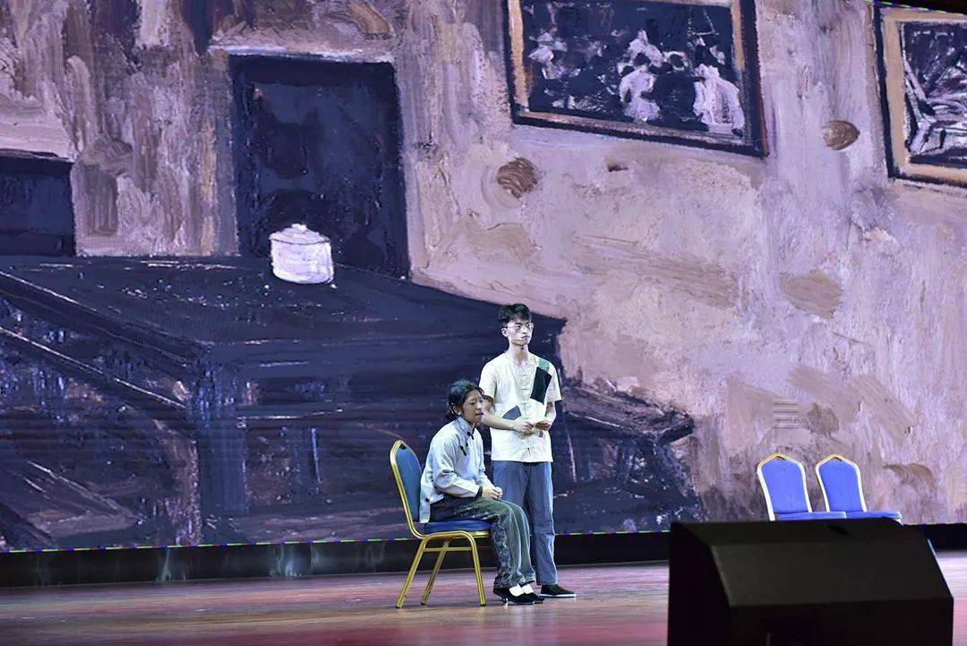 英雄辈出,竞技场上风起云涌的简单介绍 英雄辈出,竞技场上风起云涌的简单介绍