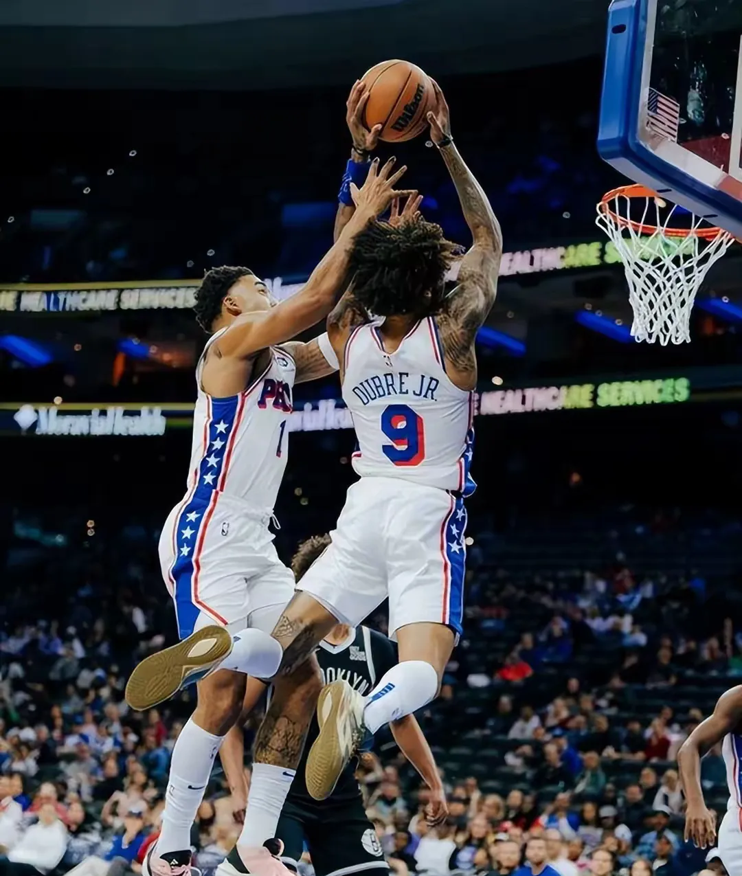 包含76人轻取掘金,恩比德全场砍下31分的词条 包含76人轻取掘金,恩比德全场砍下31分的词条