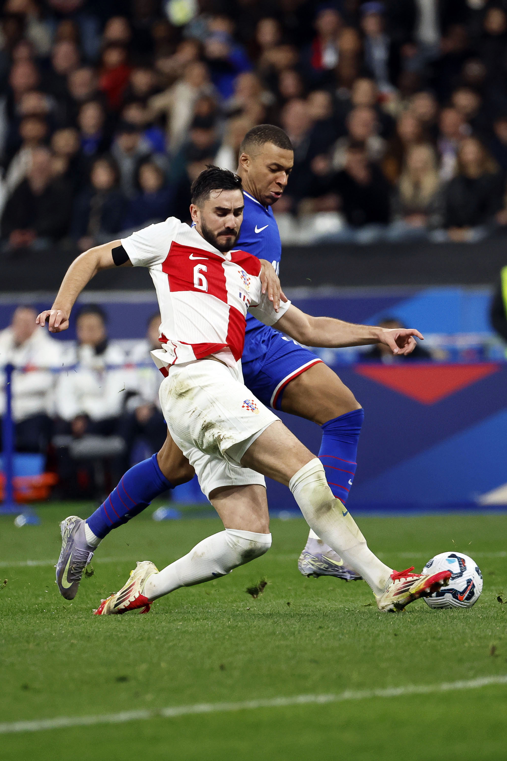 爱游戏app下载-欧国联比赛即将上演一场纷争不断的较量的简单介绍