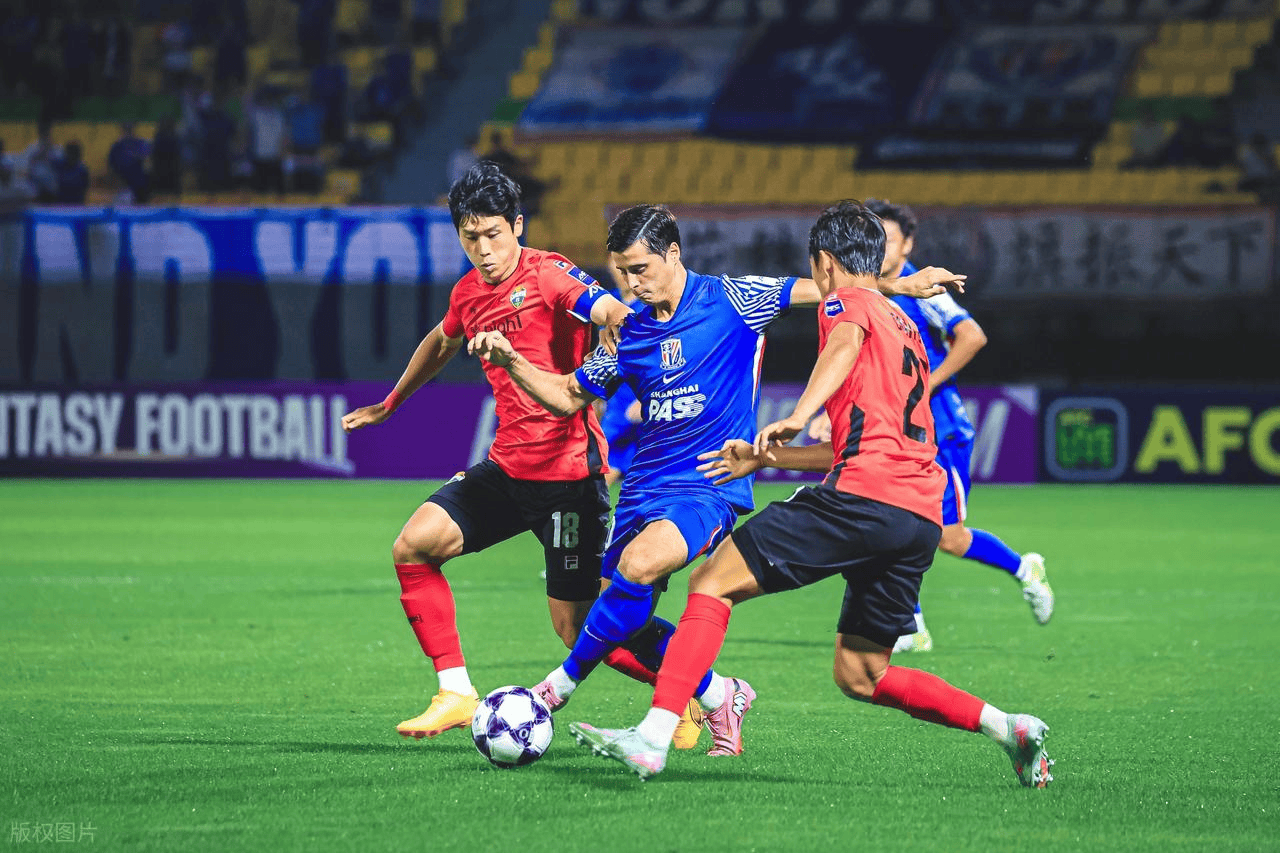 包含申花主场告负，败在恒大手中的词条