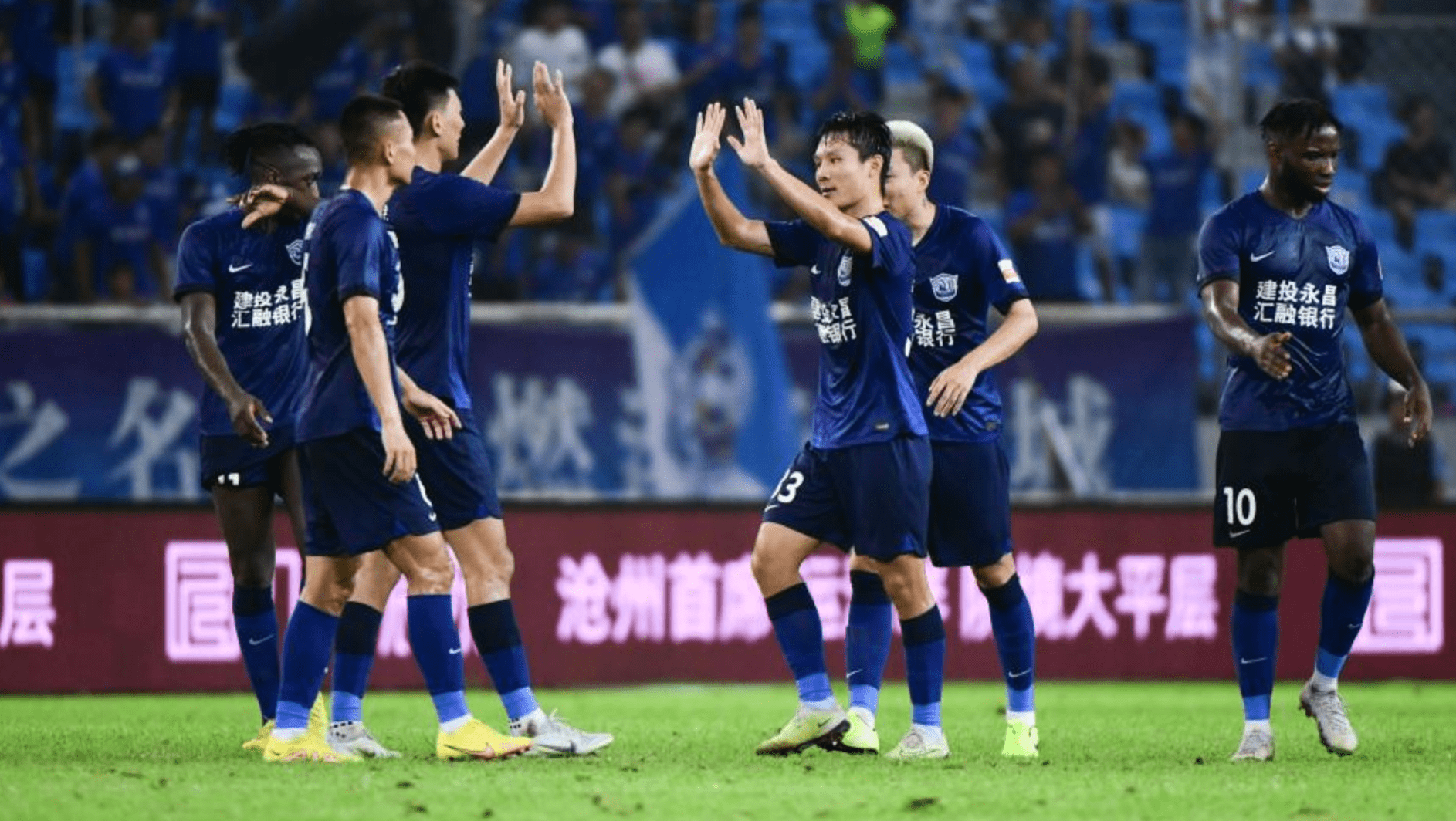 比赛紧张刺激,球员机智应对的简单介绍 比赛紧张刺激,球员机智应对的简单介绍