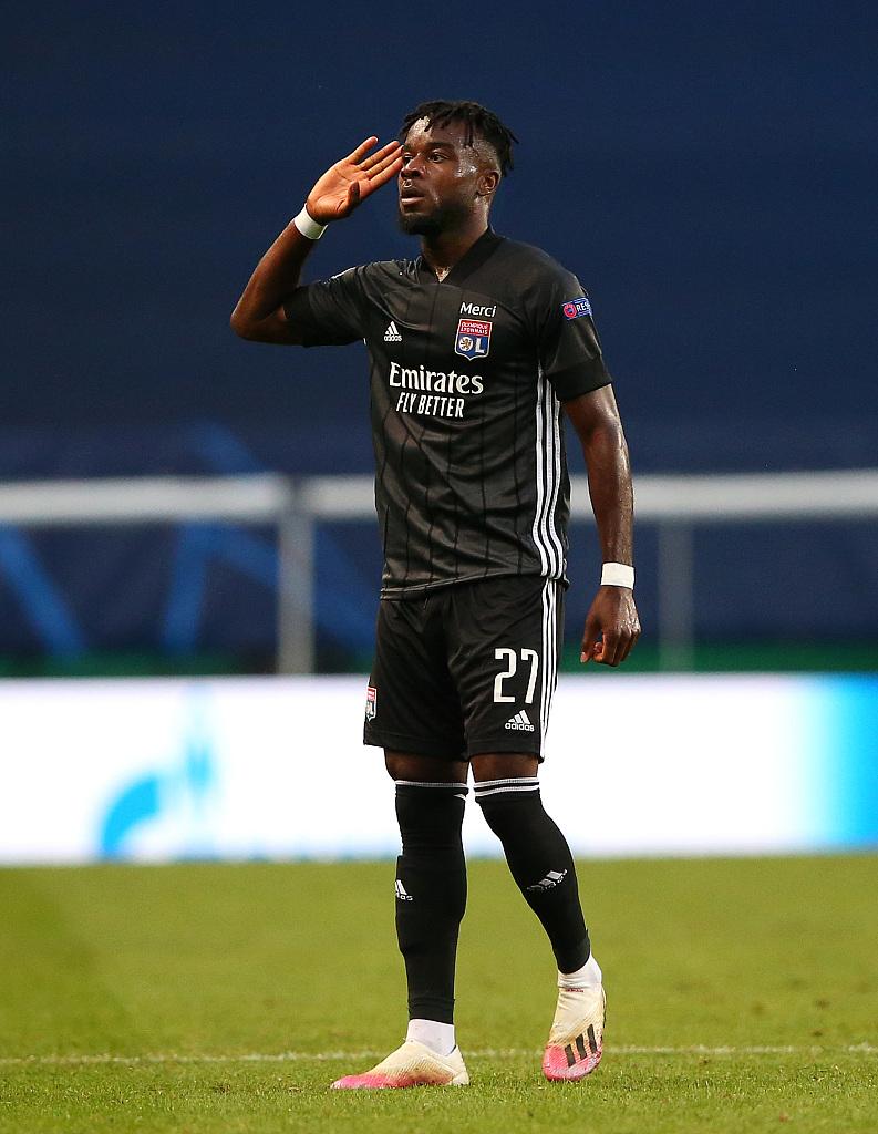 关于里尔客场战平里昂，延续不败纪录的信息